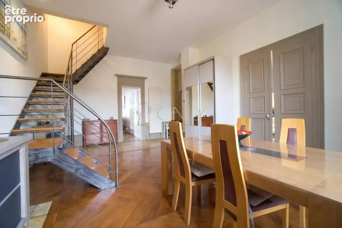 Liergues - Appartement T4 - Centre Village - photo 7