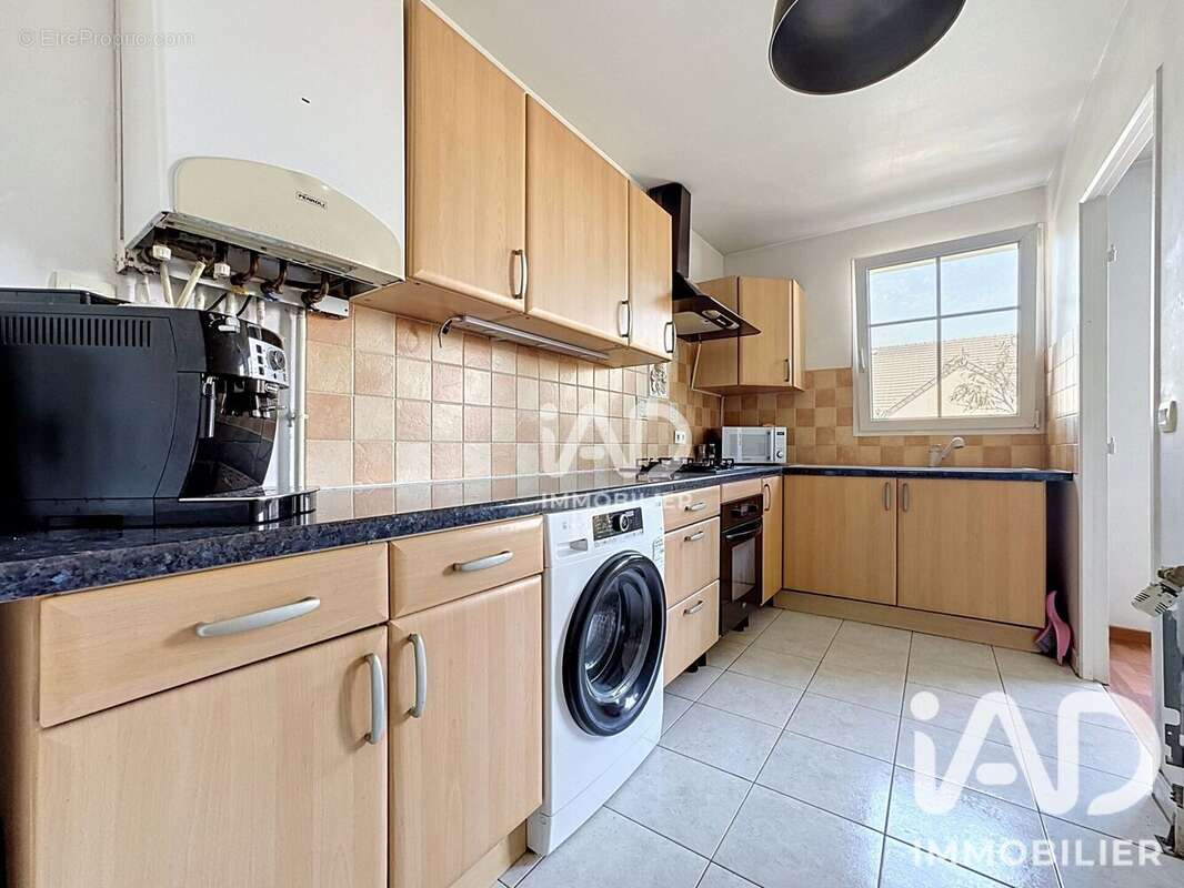 Photo 3 - Appartement à VAUJOURS