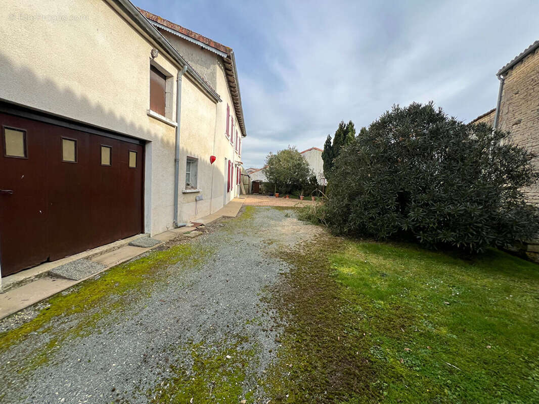 Maison à SAINT-REMY