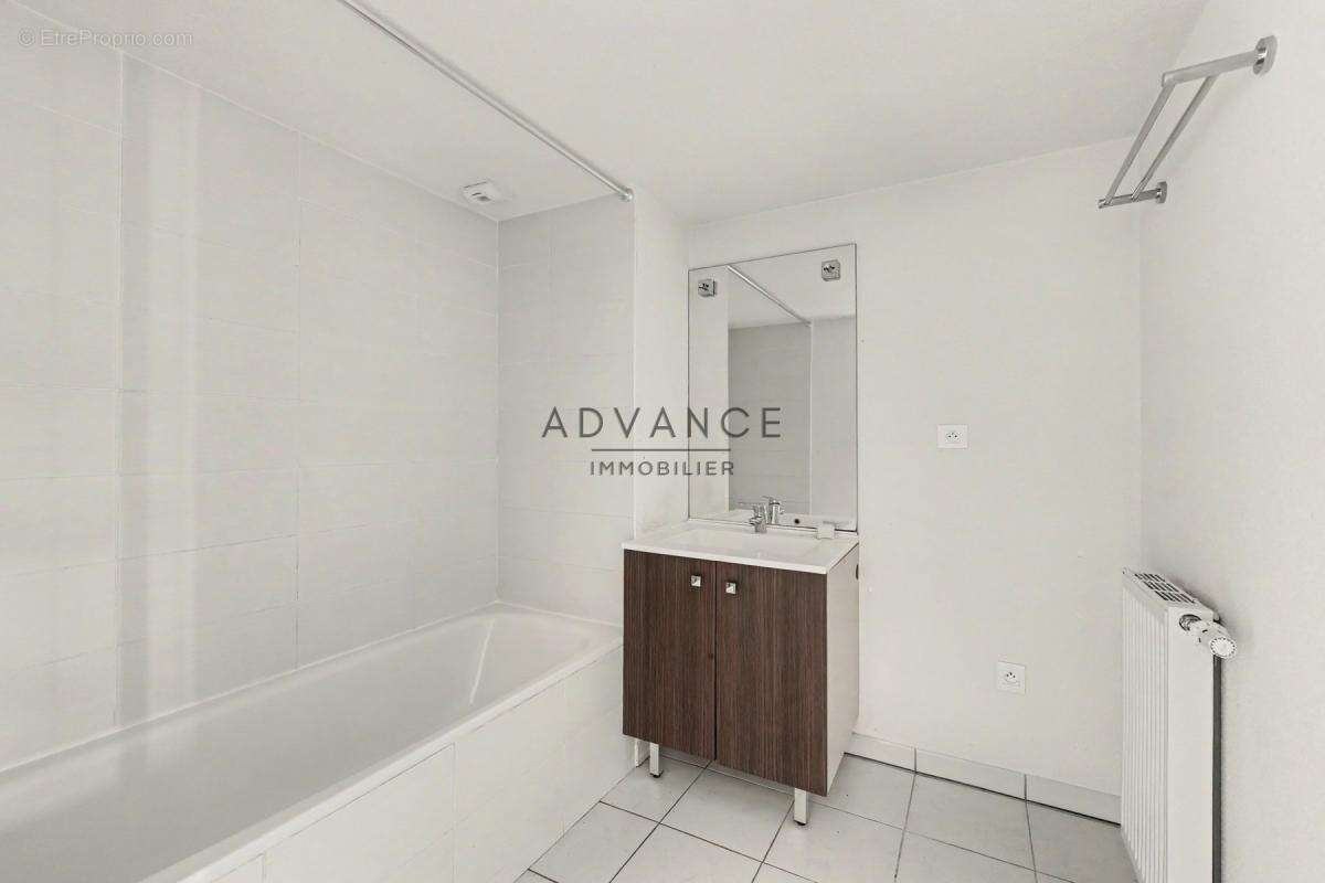 EXCLUSIVITÉ - Appartement T3 Avec place sous sol - photo 13