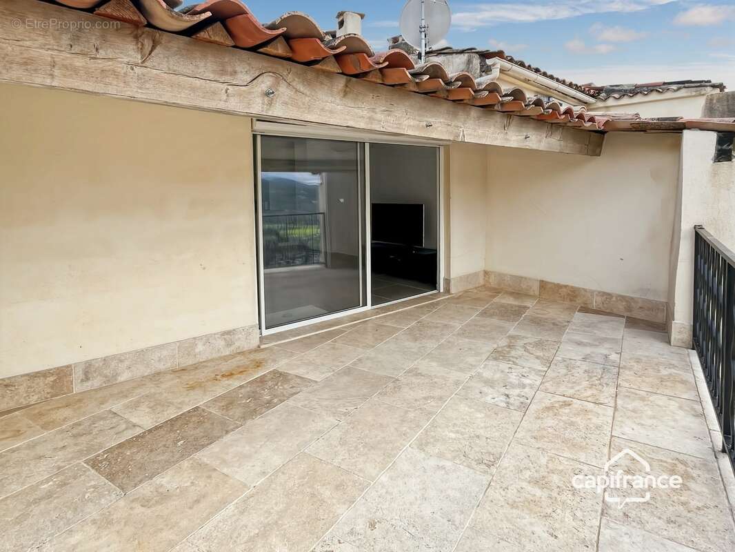 Appartement de charme 4 pièces avec terrasses et vue exceptionnelle à FAYENCE (83) - photo 19