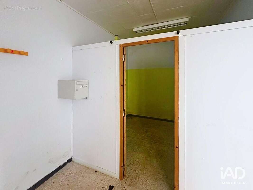 Photo 4 - Commerce à MARTIGUES