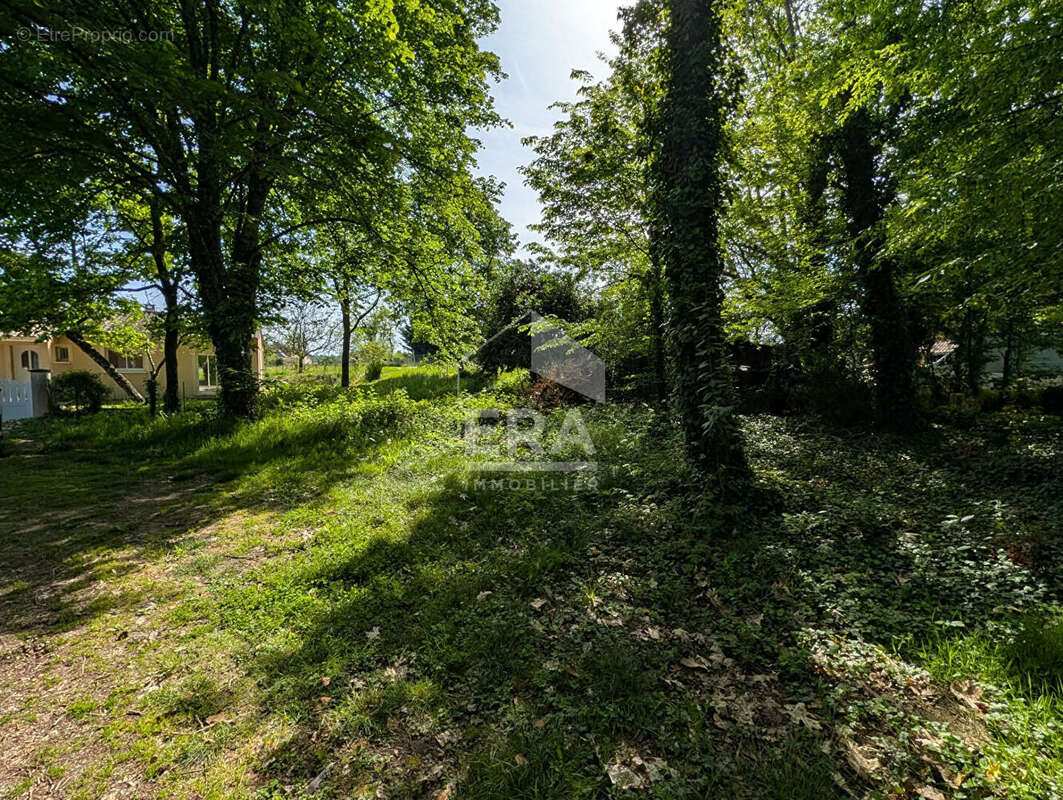 Maison à MONTPON-MENESTEROL