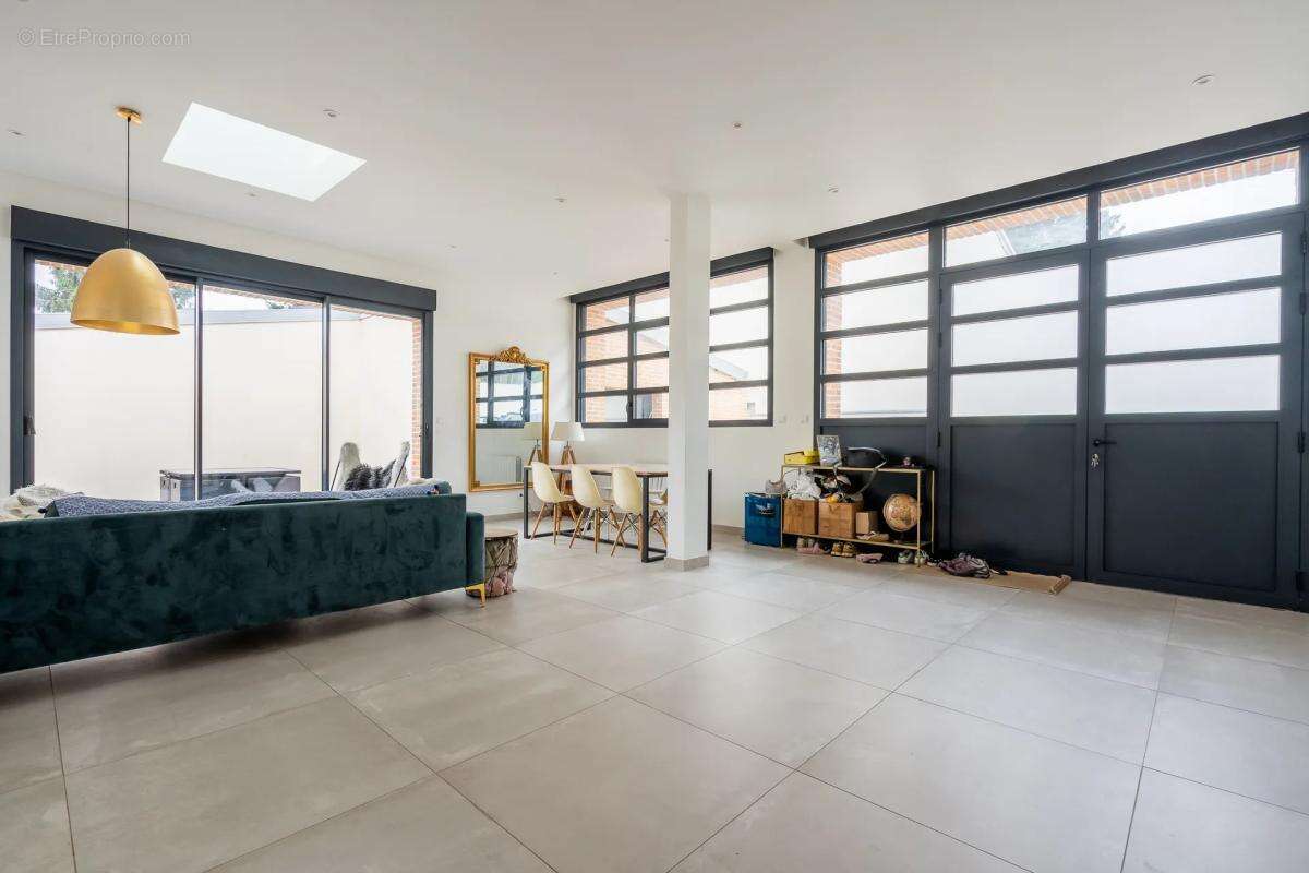 Maison à NOGENT-SUR-MARNE