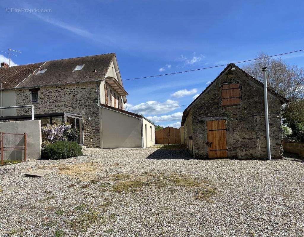 Maison à FRESSELINES