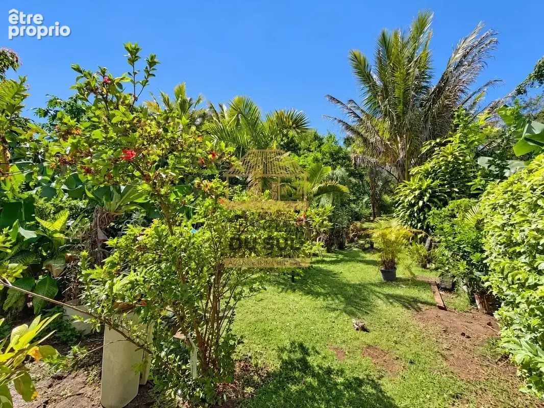 A vendre - maison de type t6 de 80,90 m² environ - saint joseph - 239 000 € - photo 9