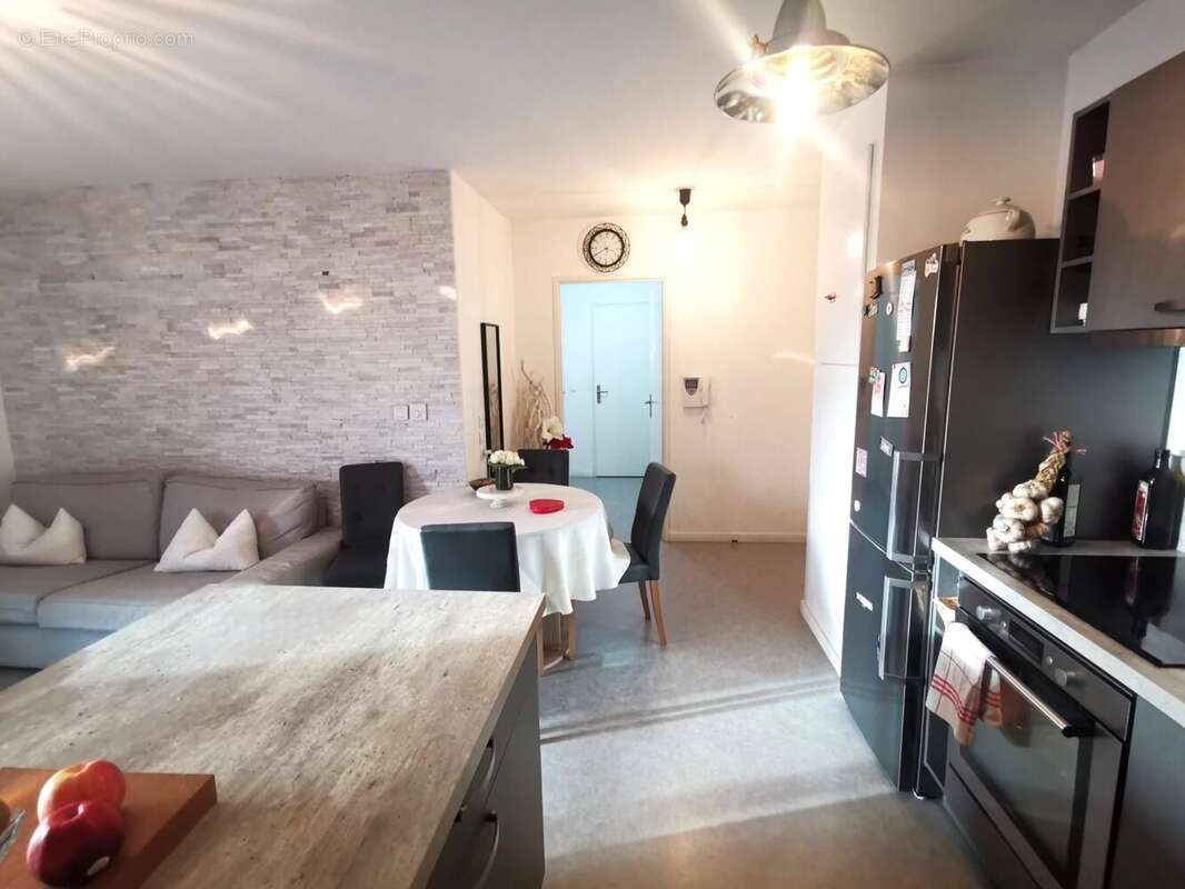 Appartement à IVRY-SUR-SEINE