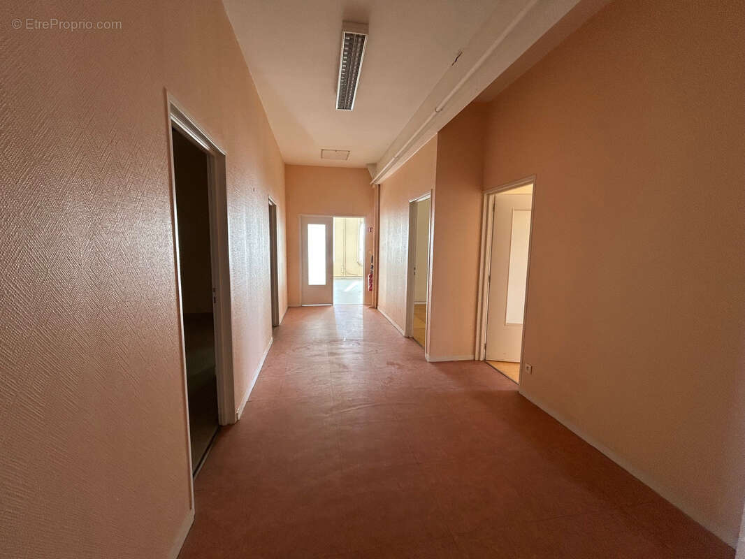 Commerce à CHAUMONT