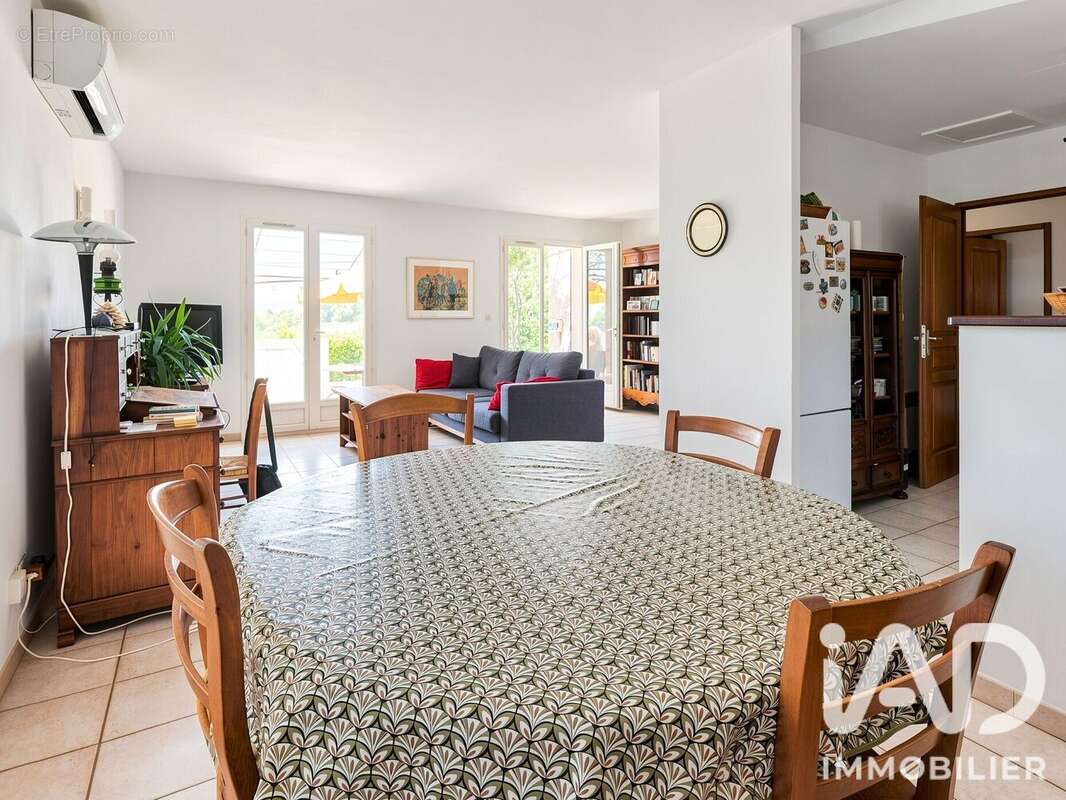 Maison 91 m² à Villelaure  - photo 9