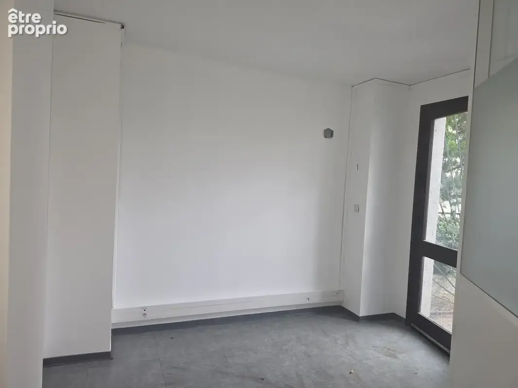 Montpellier local professionnel de 45 m2 - photo 2
