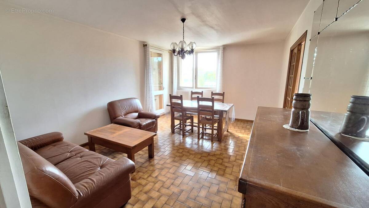 Appartement à MARSEILLE-11E