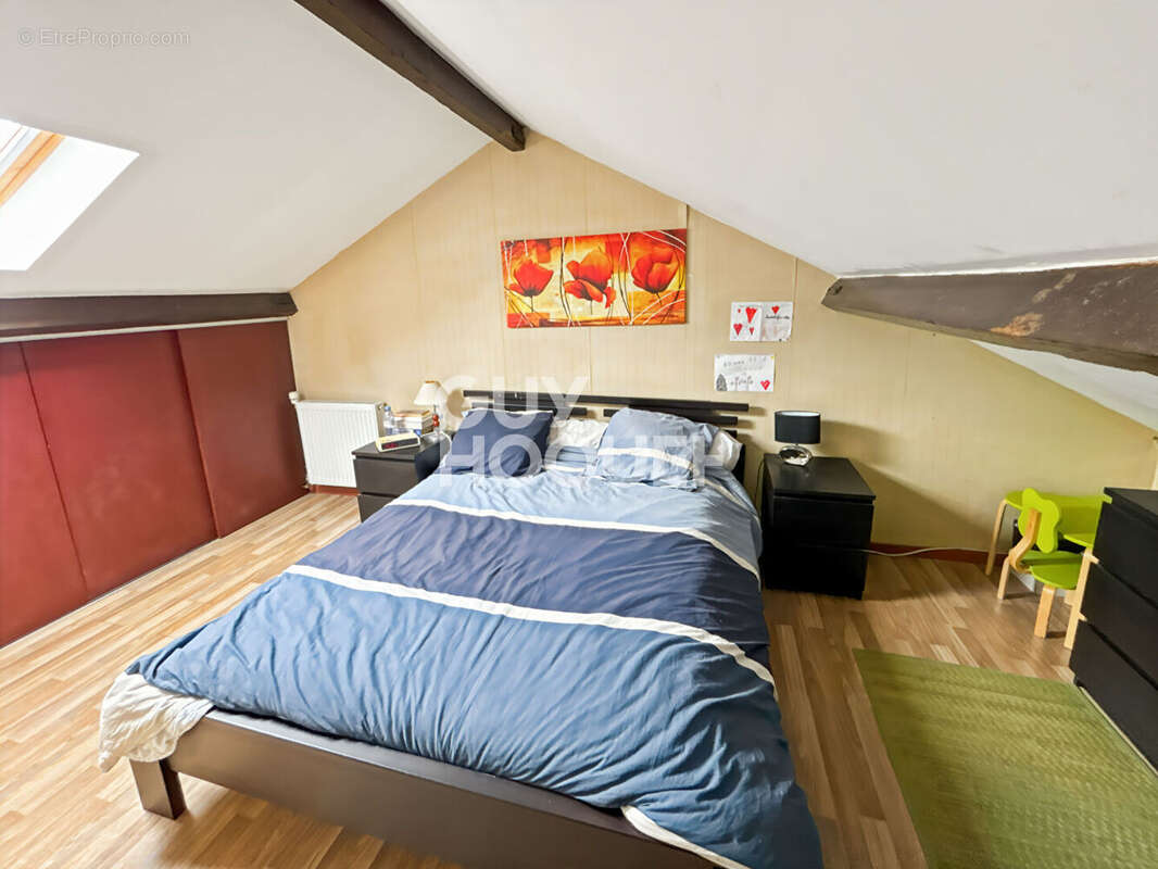 Maison à MARLES-EN-BRIE