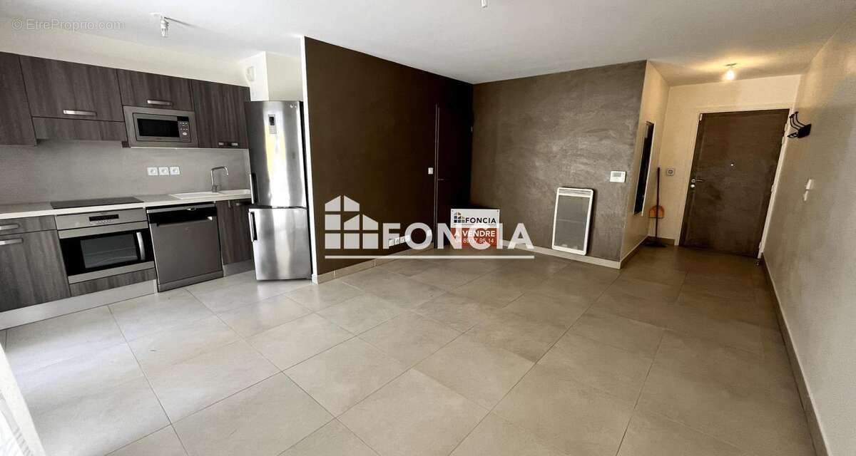 Appartement à LA LONDE-LES-MAURES