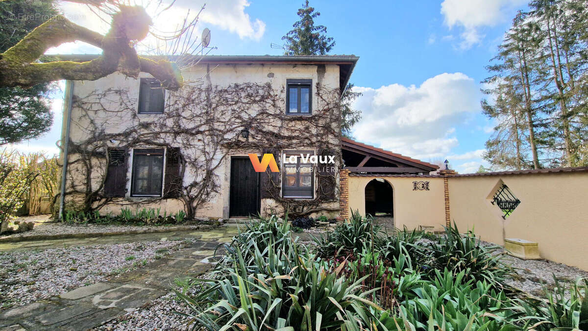 Maison à PUZIEUX