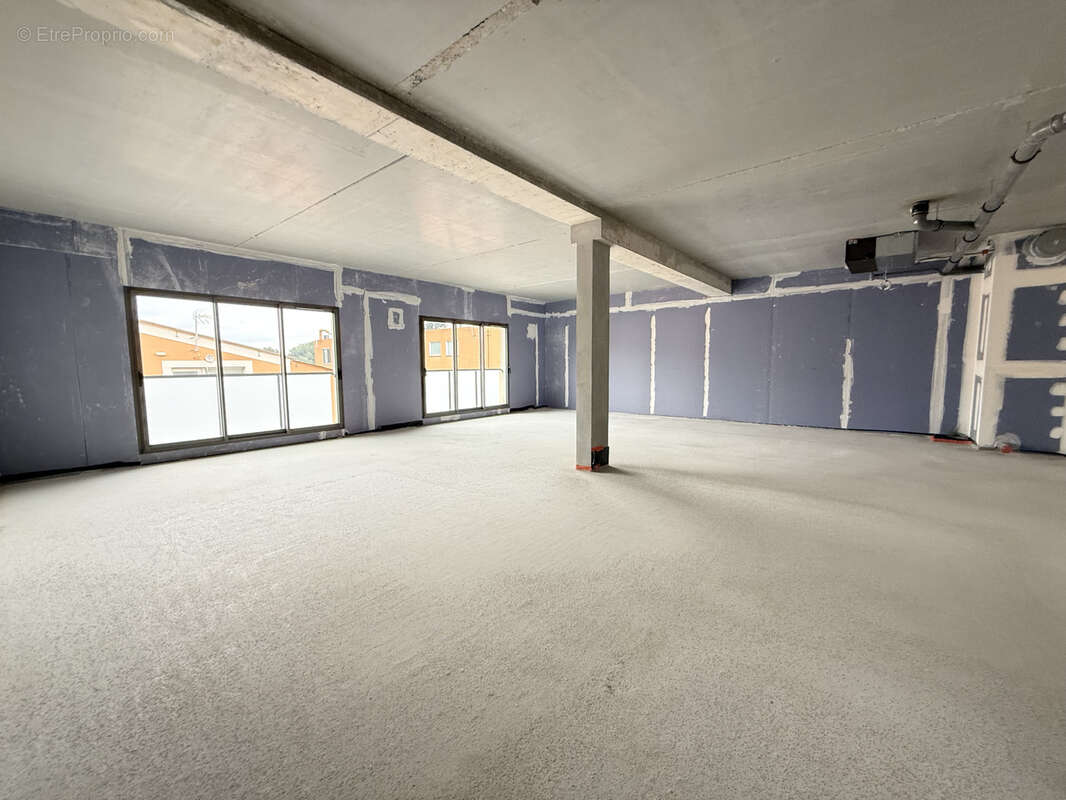 Commerce à SANARY-SUR-MER