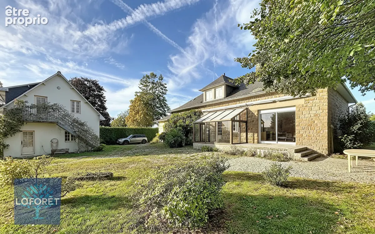Maison à SAINT-GEORGES-DE-REINTEMBAULT