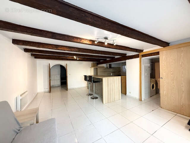 Appartement à MARSEILLE-12E