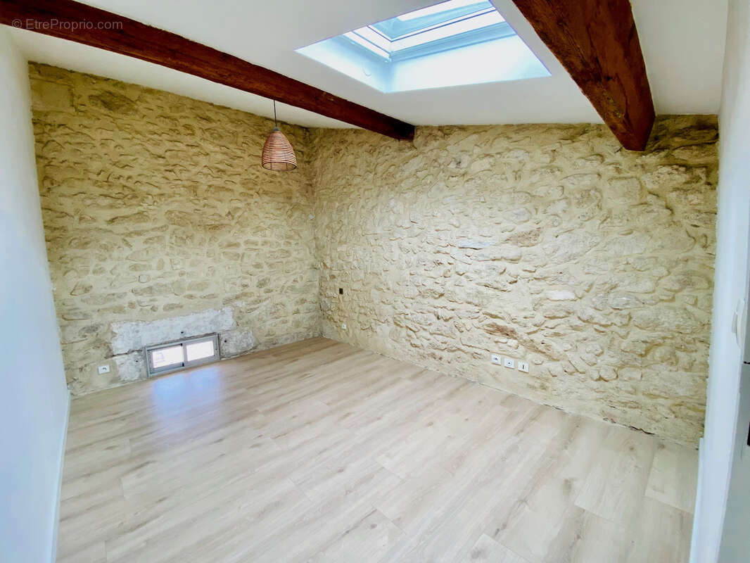 Appartement à SAINT-JEAN-DE-VEDAS