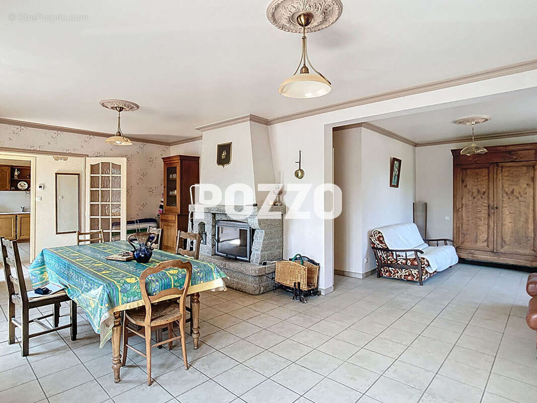 Maison à ISIGNY-LE-BUAT