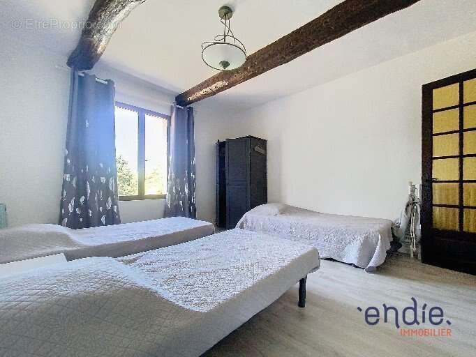 Maison à VILLECROZE