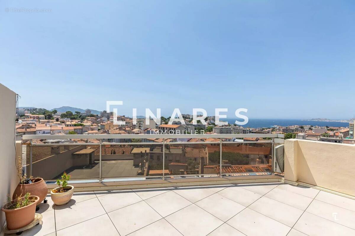 Appartement à MARSEILLE-7E