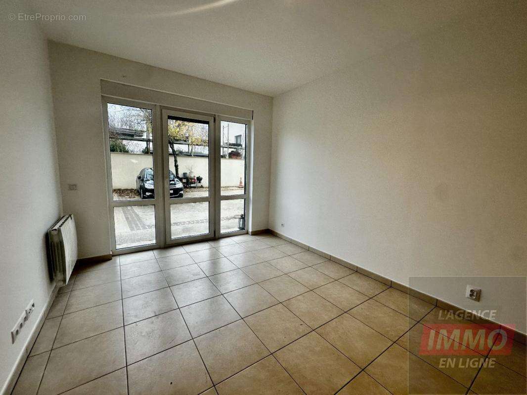 Appartement 32 m² à Lieusaint  - photo 5