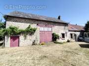 Maison à LA CHAPELLE-BALOUE