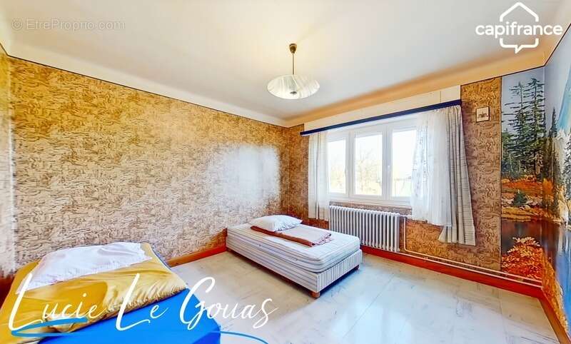 Maison individuelle de 186m² , 6 chambres, 2 garages, grand jardin - photo 15