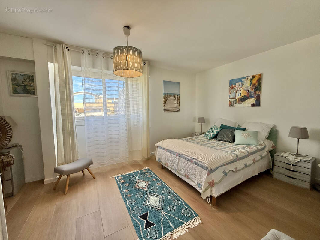 Appartement à HYERES