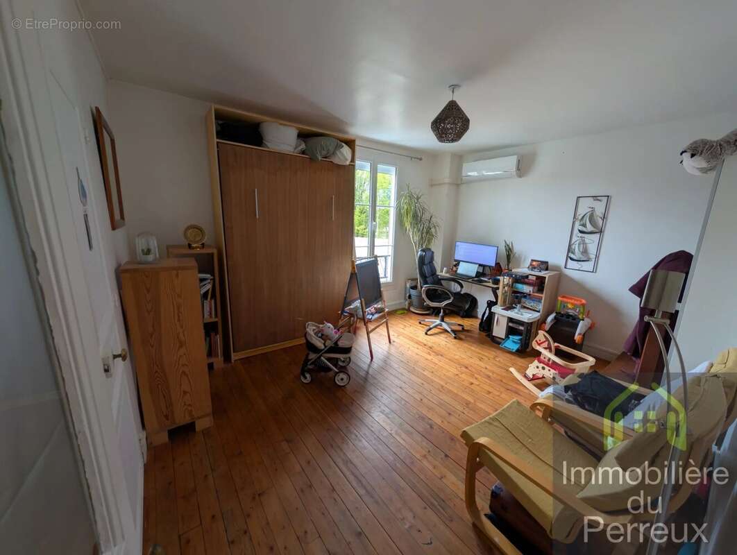 Maison à NEUILLY-PLAISANCE