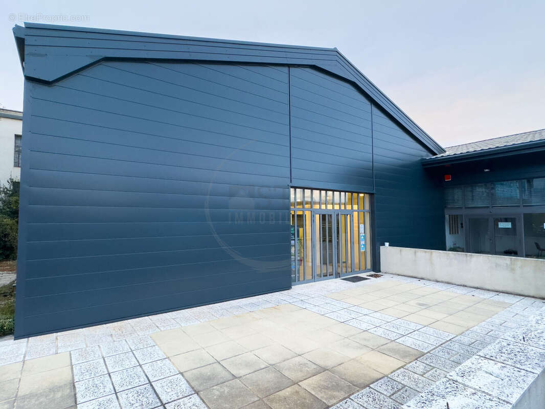 Commerce à CHOMERAC