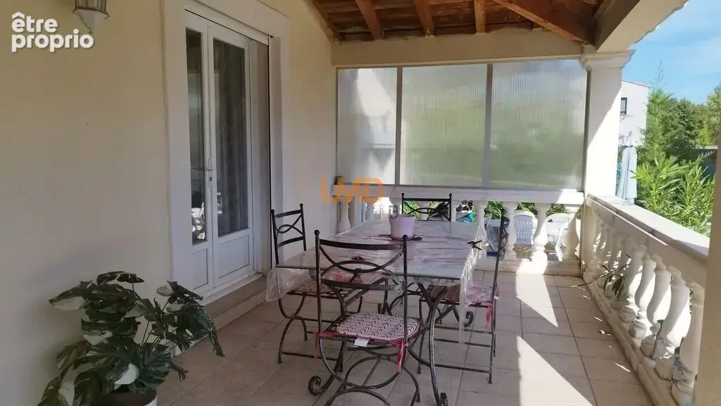 Maison plain pied avec studio attenant, grand garage - photo 8