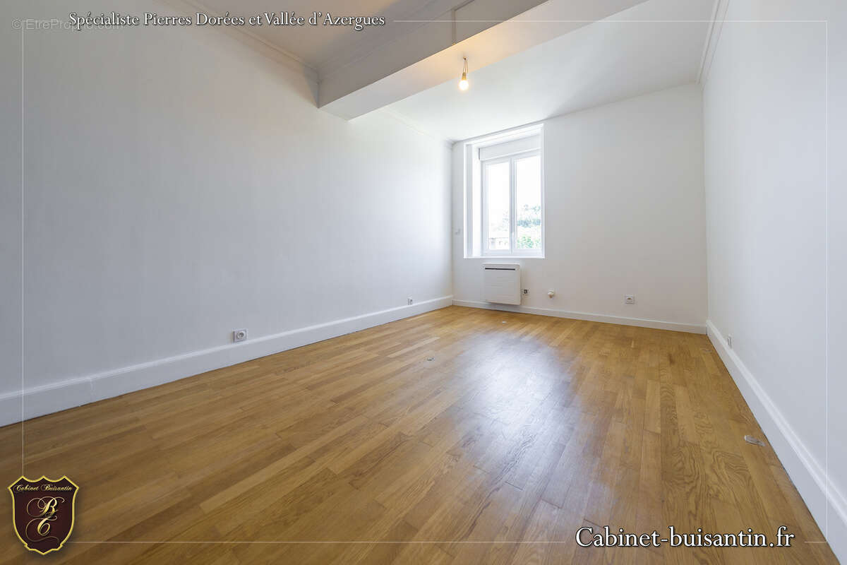 Appartement à LEGNY