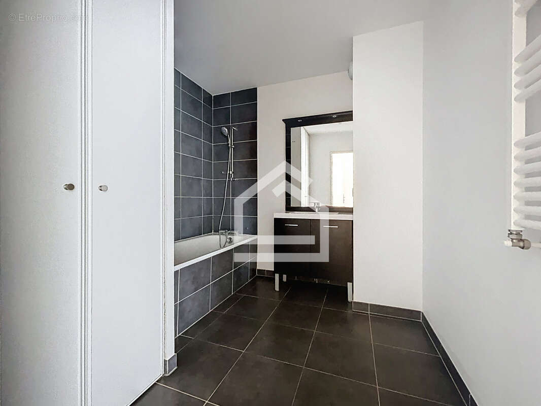 Appartement à VILLENAVE-D'ORNON