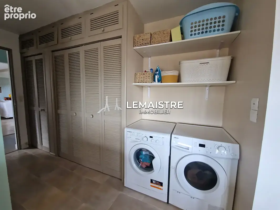 Maison à vendre - proximité St-Romain - 226 m² - 4 chambres - photo 8