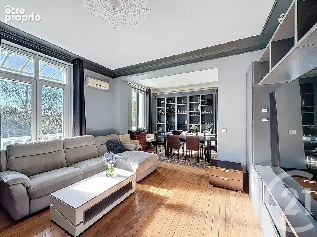 Maison 11 pièces 258 m² à vendre à Fontainebleau (77300) - photo 3