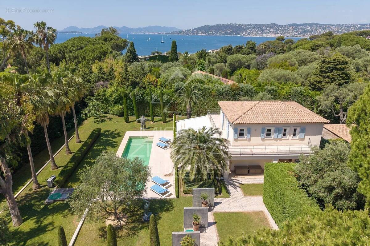 Maison à ANTIBES