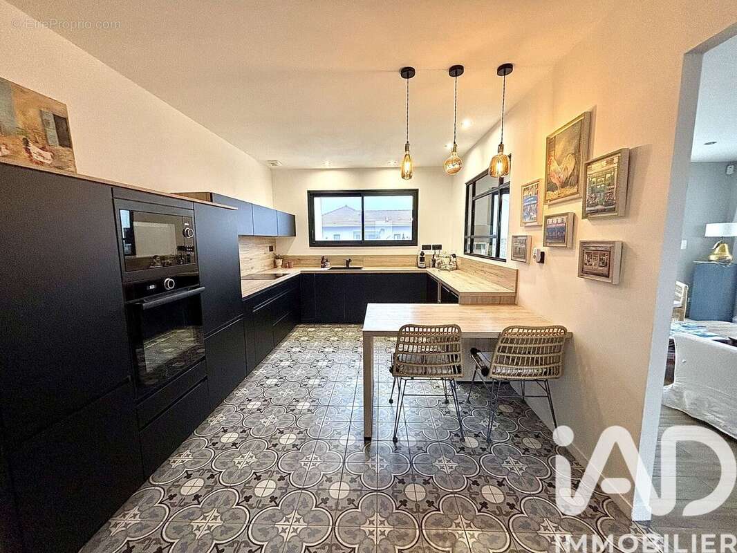 Photo 4 - Maison à SAINT-LEGER-LES-PARAY