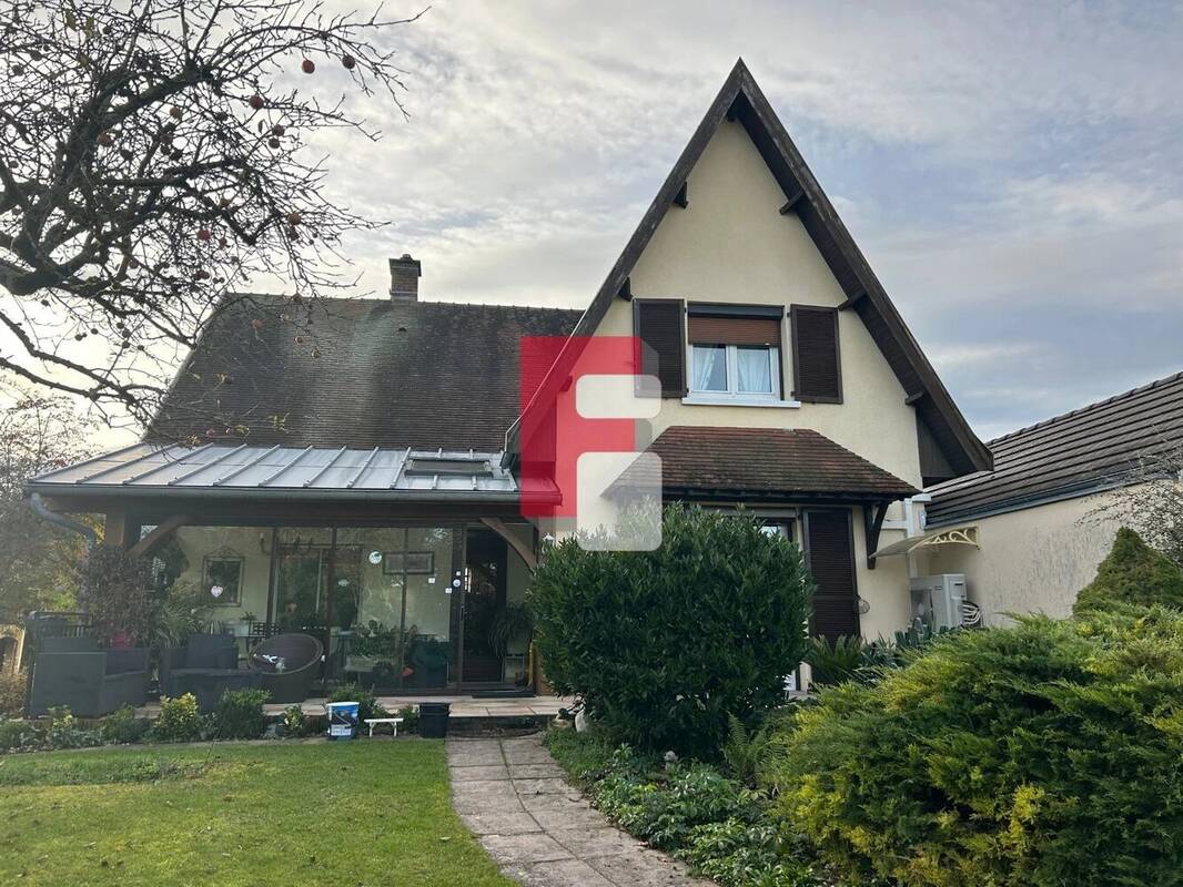 Maison à BREVIANDES