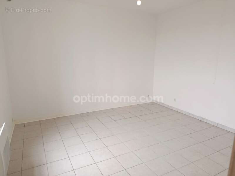 Maison à VILLENEUVE-DE-MARSAN