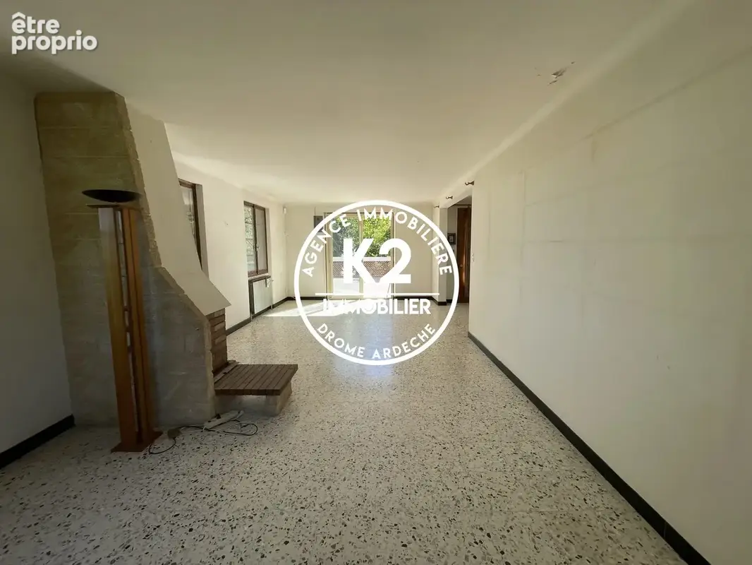 Maison 6 pièces 147 m² à vendre à Rochemaure (07400) - photo 5