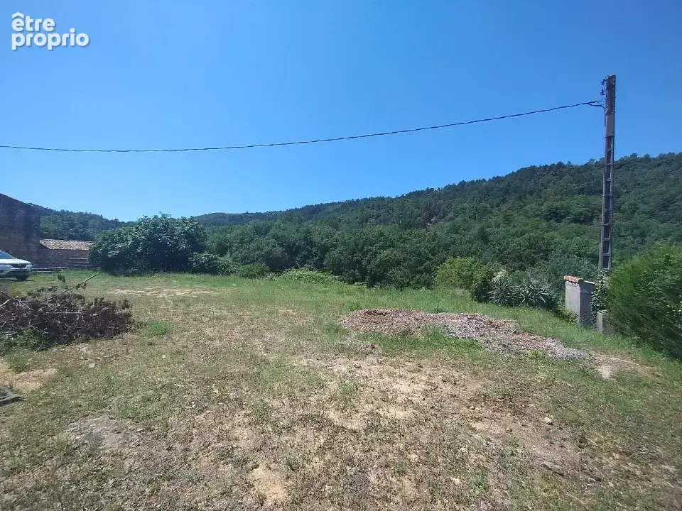 Terrain à SALAVAS