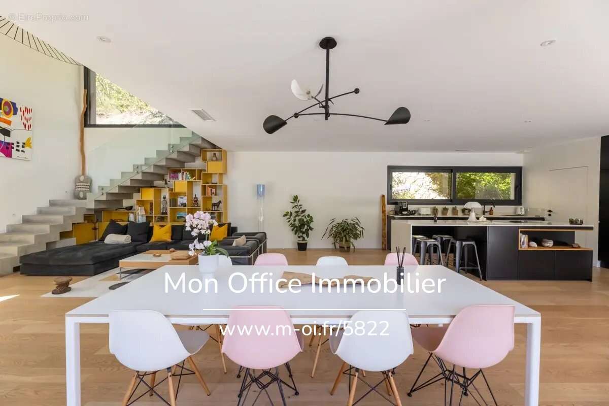 Maison à SAINT-MARC-JAUMEGARDE