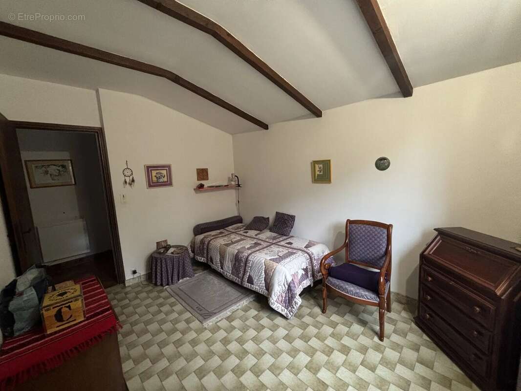 Maison à FIGANIERES