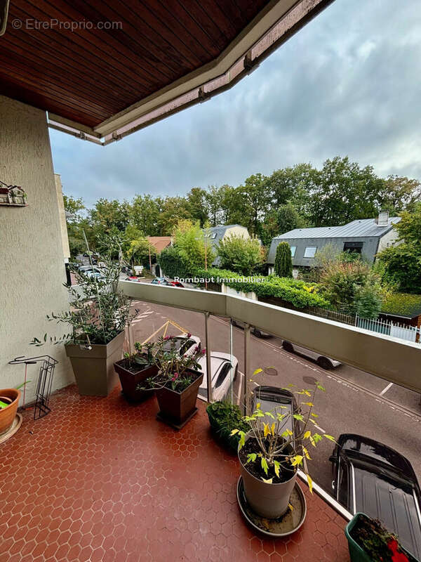 Appartement à LA CELLE-SAINT-CLOUD