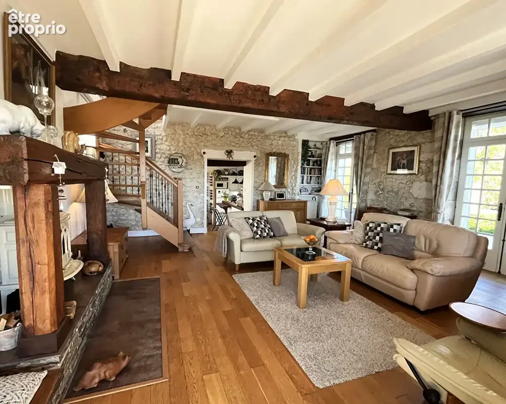 Belle maison en pierre, piscine et vue panoramique : le trio gagnant ! - photo 6