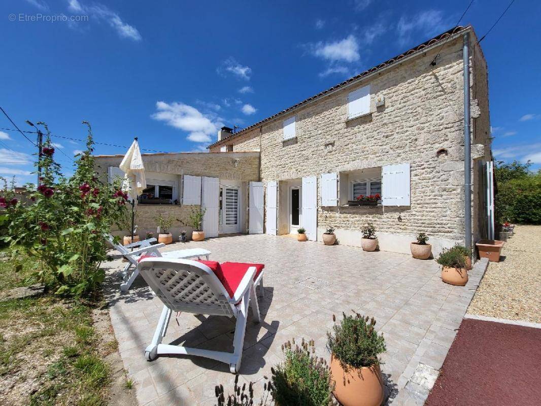 Maison à NERE