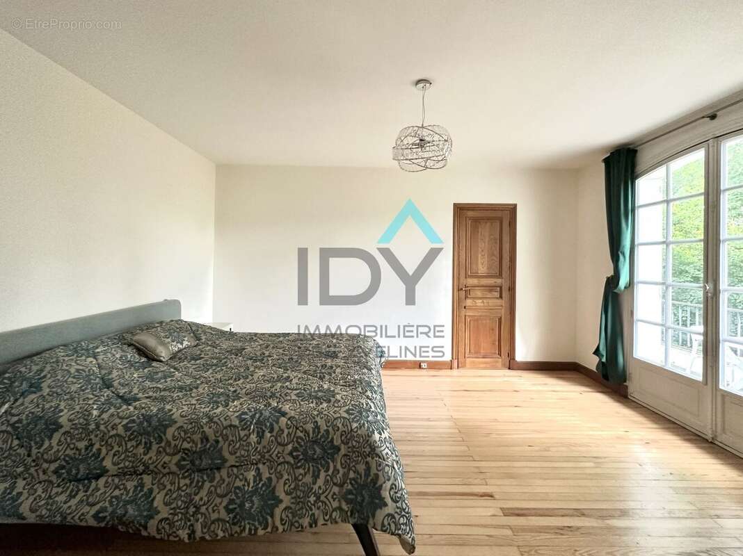 Maison à LE VESINET