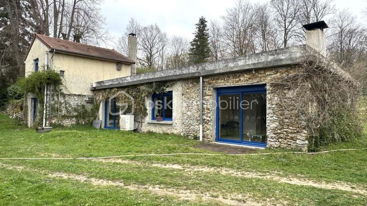 À Vendre : Propriété Bucolique avec Fort Potentiel Locatif et de Loisirs - photo 2