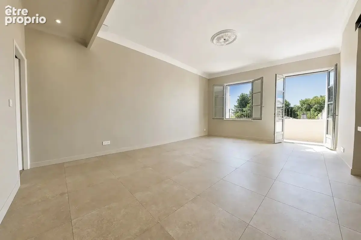 Appartement à UZES